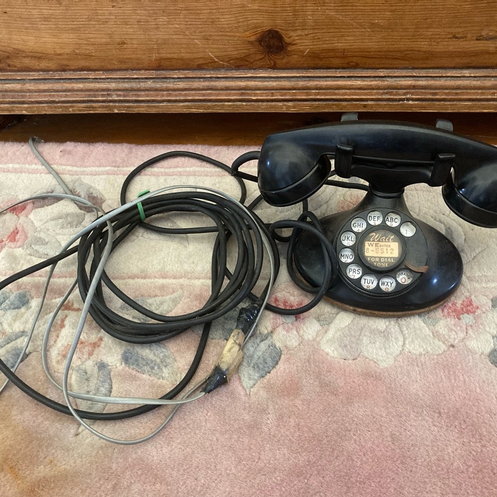 Vintage Black Rotary Dial Telephone